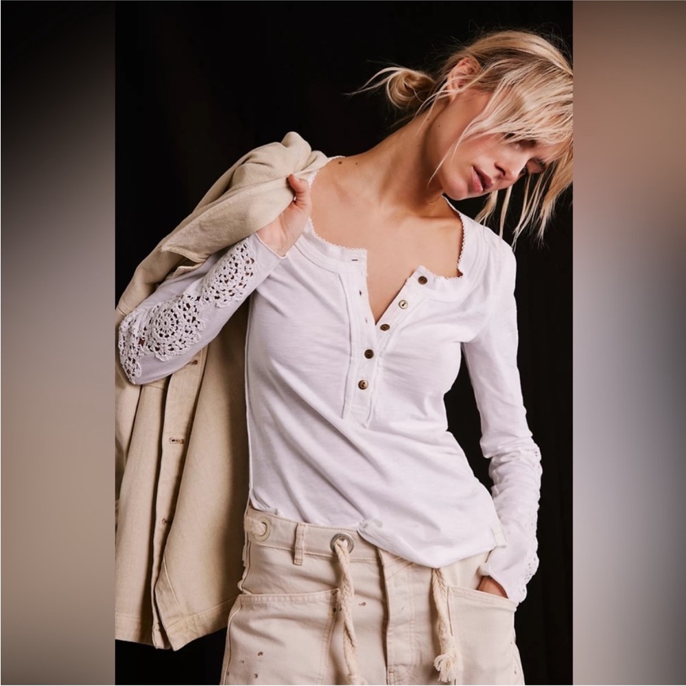 Free People Our Song Henley Top White Lace Cuff Long Sleeve XS NWT - Picture 13 of 13